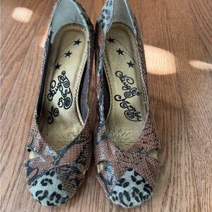 Naughty Monkey Brown and Tan Peep-Toe Heels